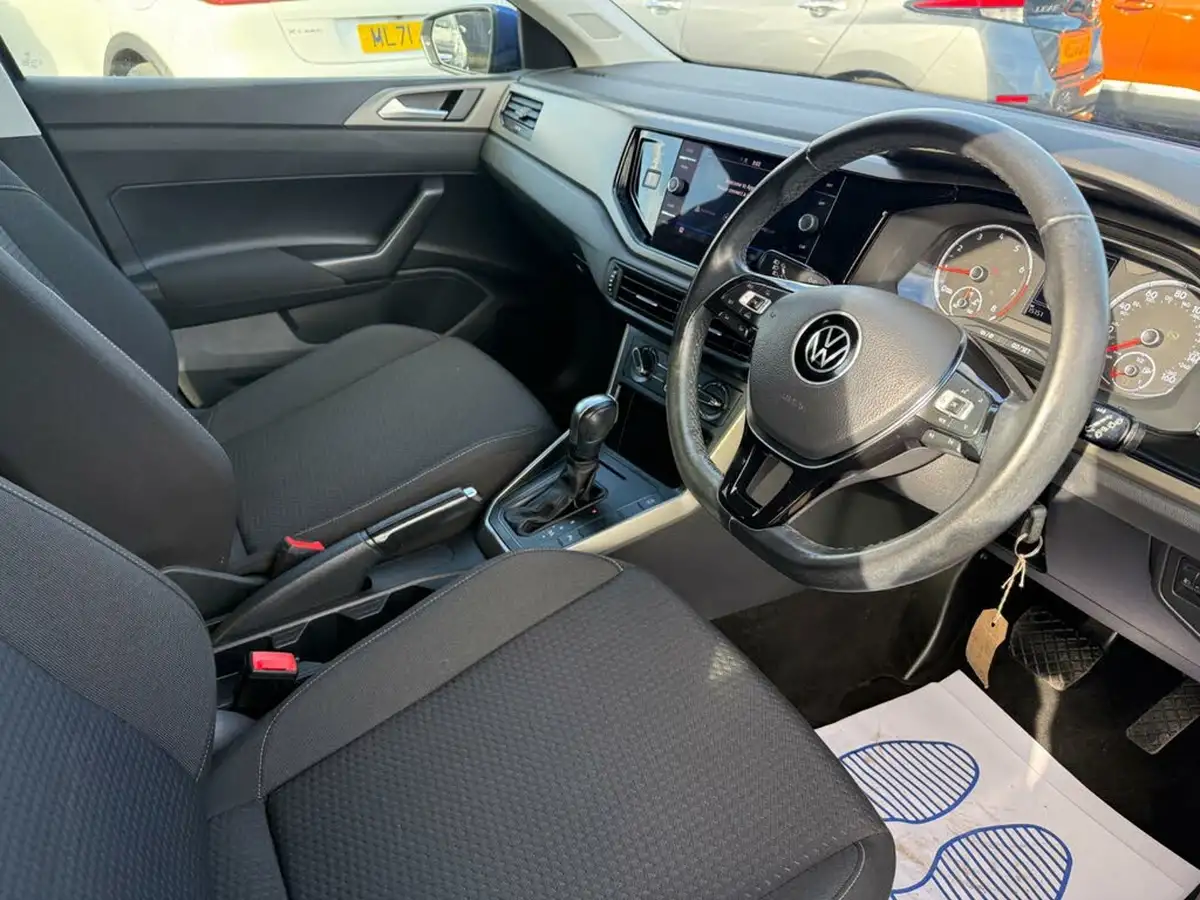 2021-volkswagen-polo-10-tsi-match-dsg-big-26