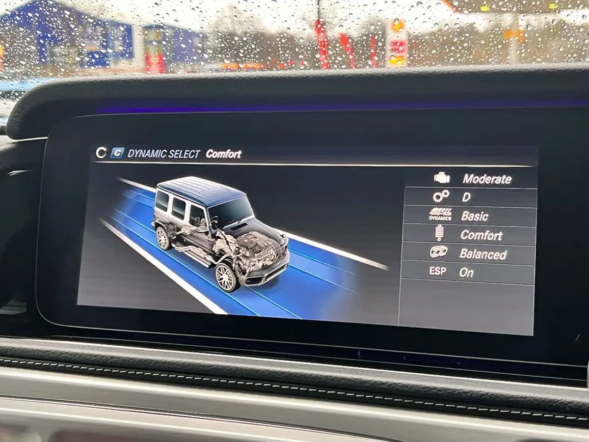 2021-mercedes-benz-g-class-40-g63-amg-big-53
