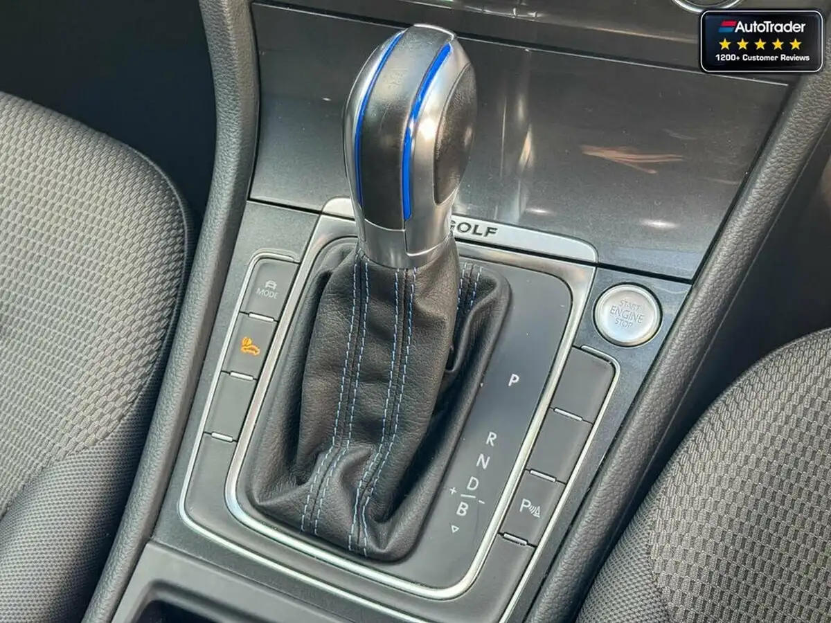 2019-volkswagen-golf-e-e-golf-big-30