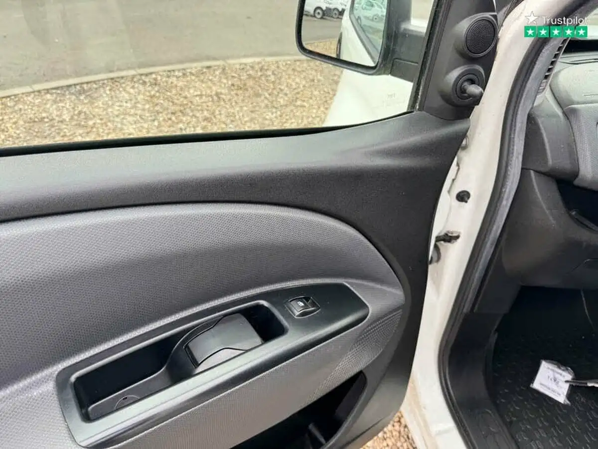 2019-fiat-doblo-cargo-13td-l2h1-maxi-95eu6-panel-van-big-10