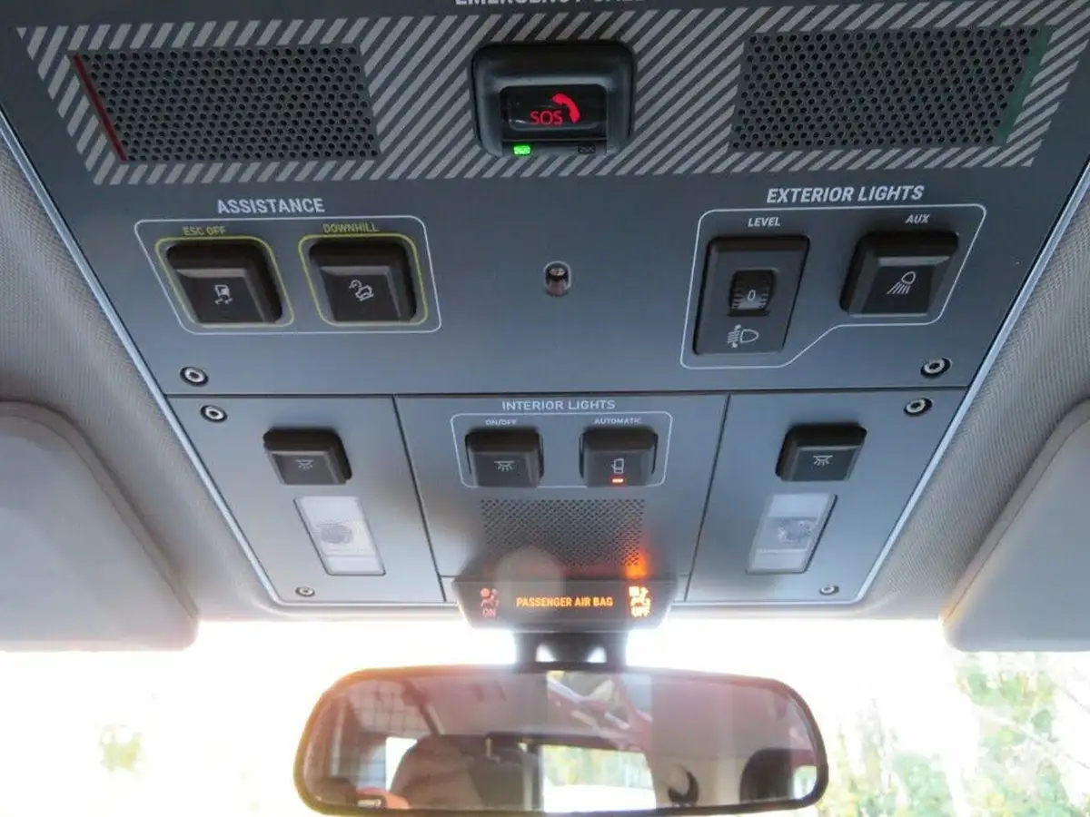 2024-ineos-grenadier-30-286pseu6d2-seat-commercial-panel-van-big-24