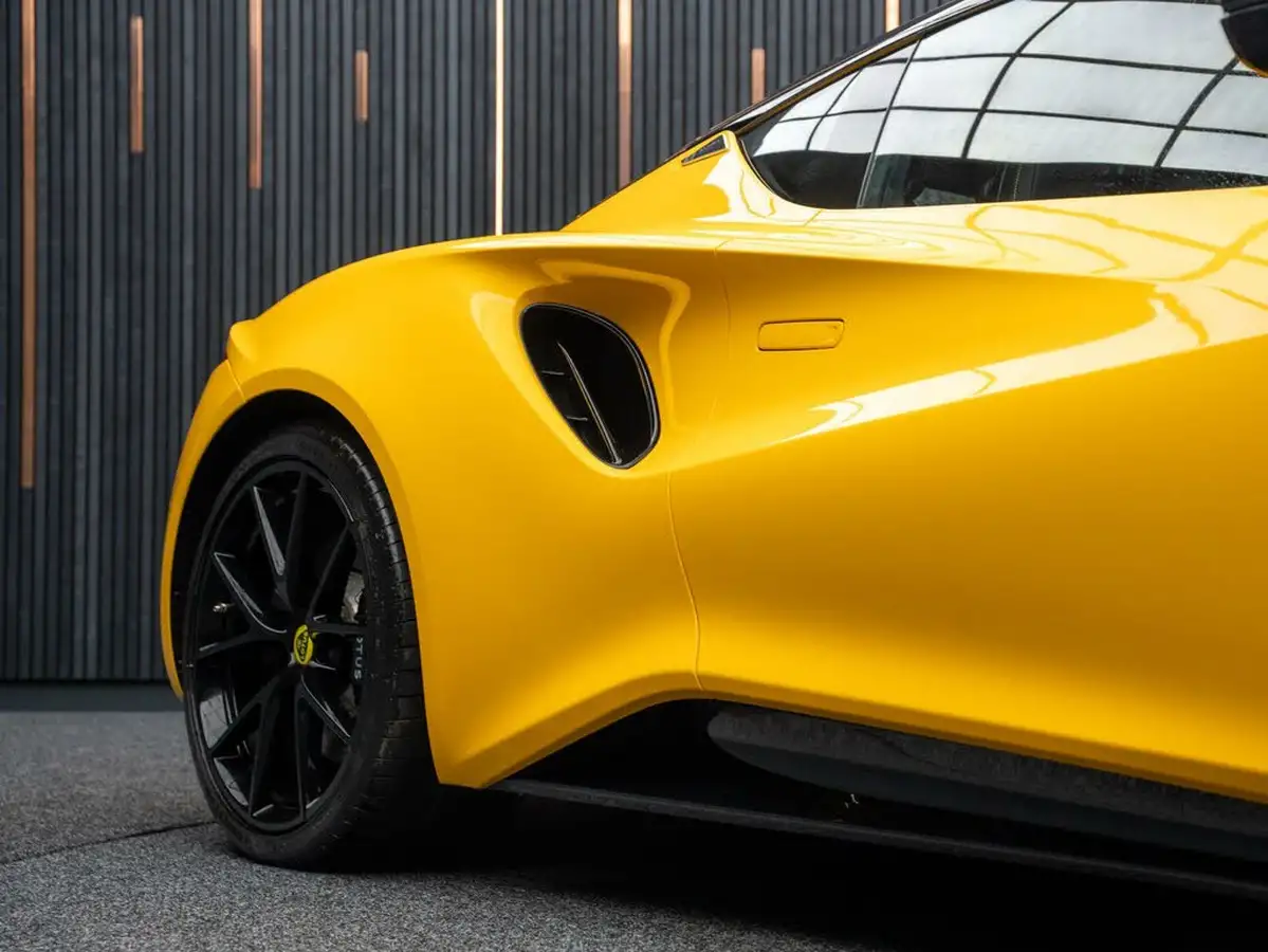 2022-lotus-emira-35-first-edition-v6-big-22