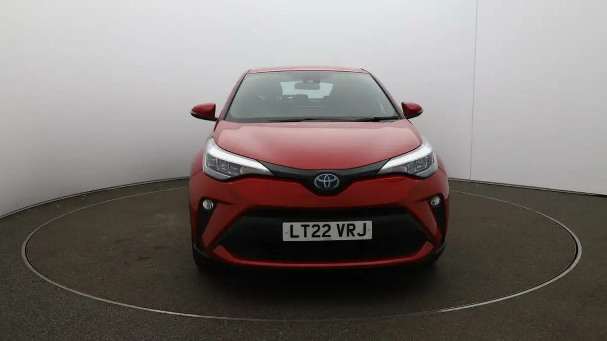 2022-toyota-c-hr-18-vvt-i-icon-big-2