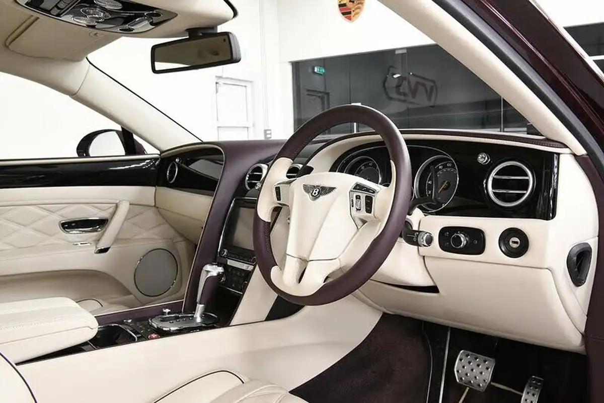 2015-bentley-flying-spur-40-big-3