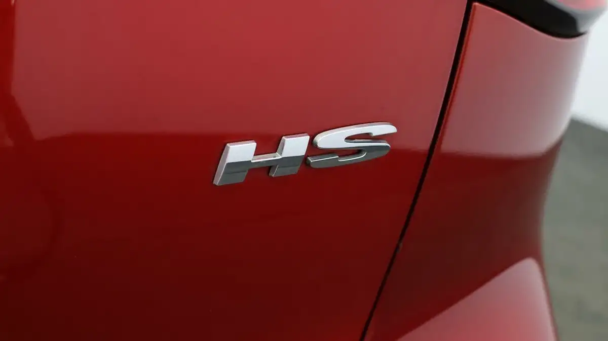 2022-mg-hs-15t-gdi-exclusive-162ps-big-19