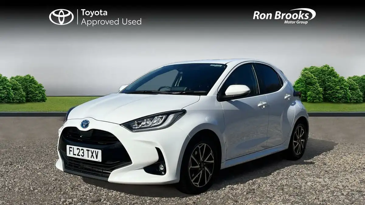 2023-toyota-yaris-15-vvt-i-design-big-2
