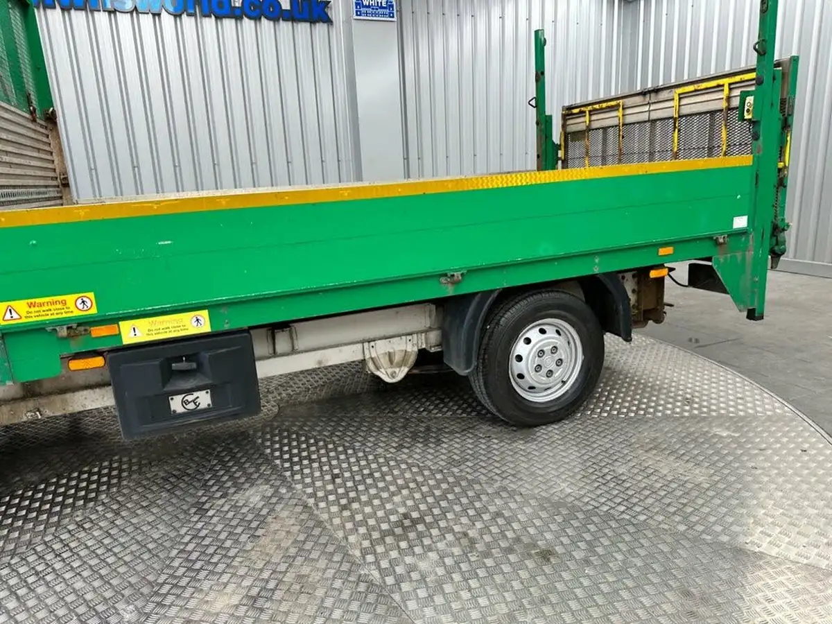 2018-fiat-ducato-23td-35-lh1-130-ii-chassis-cab-comfort-matic-big-5