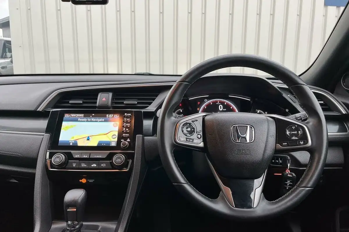 2021-honda-civic-15-vtec-turbo-sport-ss-cvt-big-33