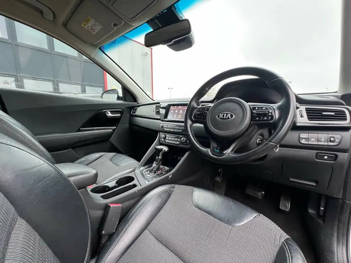 2018-kia-niro-16-gdi-2-adap-big-15