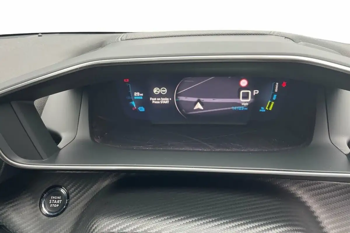 2021-peugeot-2008-suv-e-gt-big-11