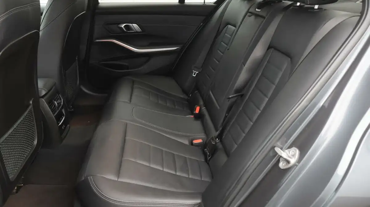 2021-bmw-3-series-20-320i-m-sport-saloon-4d-big-16