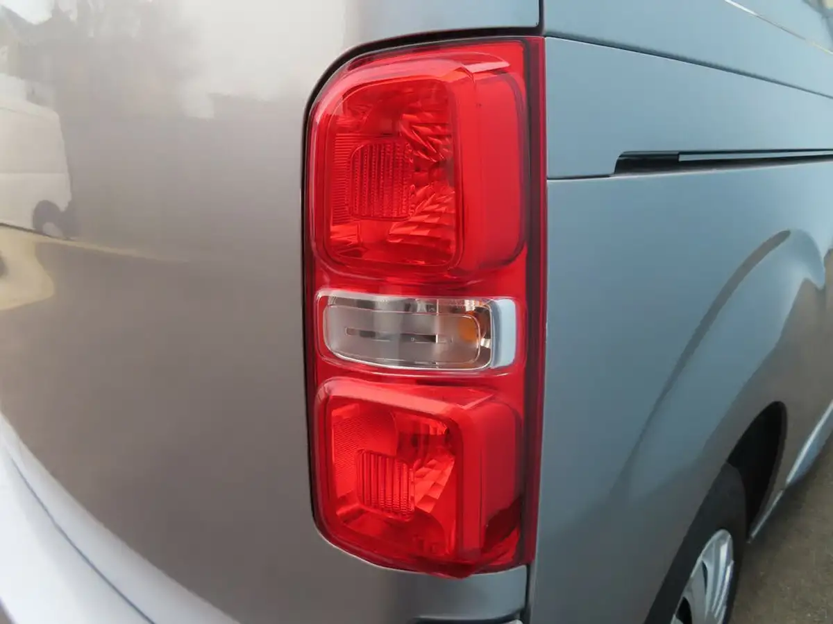 2021-vauxhall-vivaro-20td-3100-l1h1-sportive-120pseu6dt-big-28