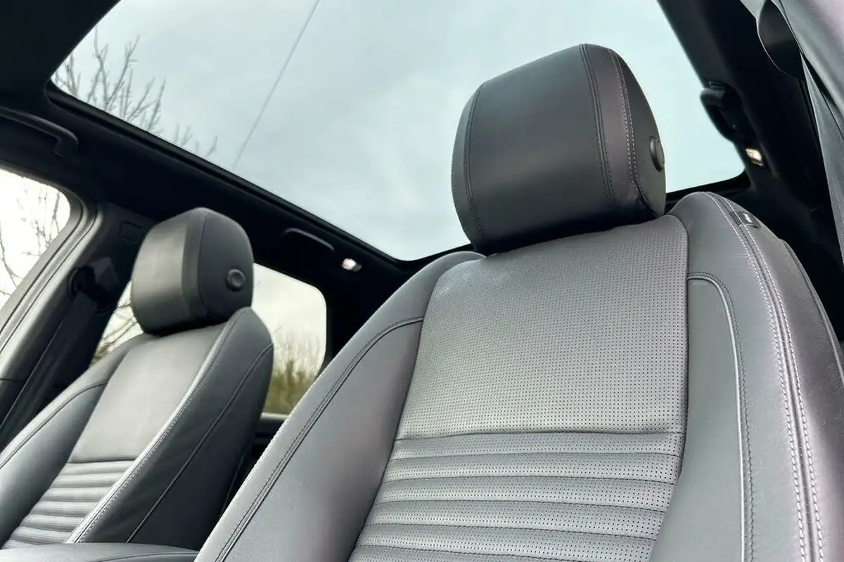 2023-land-rover-discovery-sport-15-p300e-dynamic-hse-big-51