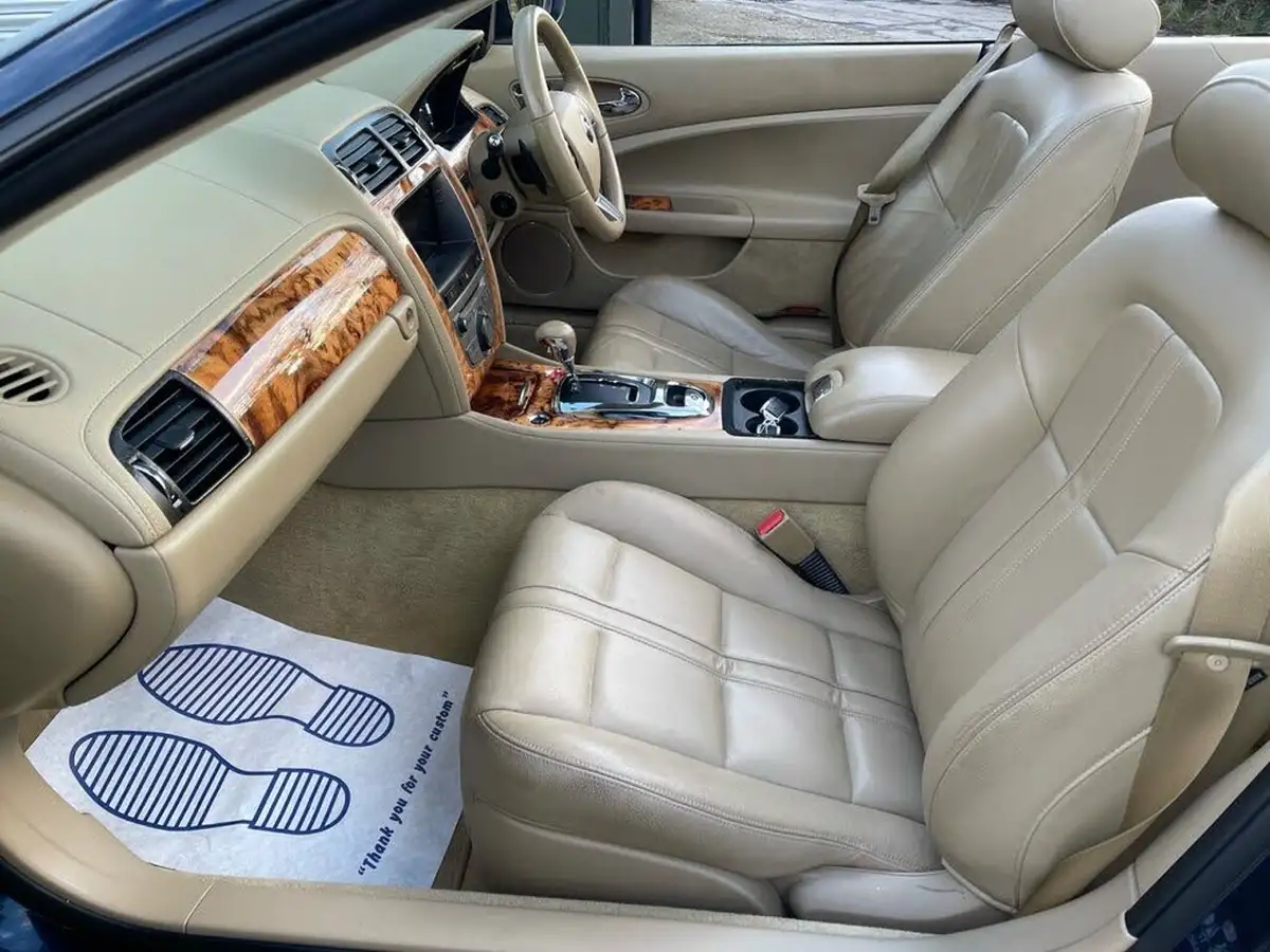 2008-jaguar-xk-42-convertible-big-33