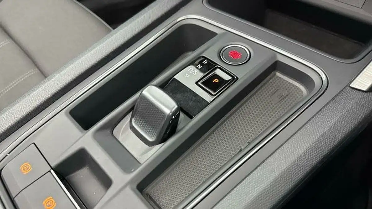 2024-cupra-leon-nf-15-etsi-v1-design-edition-estate-big-24