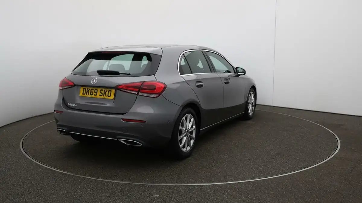 2019-mercedes-benz-a-class-15d-a180d-sport-executive-hatchback-5d-7g-dct-big-46