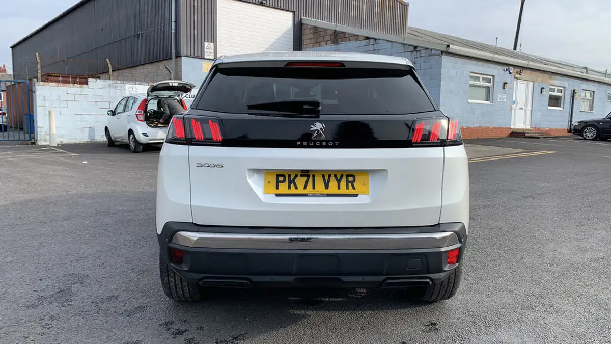 2021-peugeot-3008-suv-12-puretech-allure-eat8-big-8