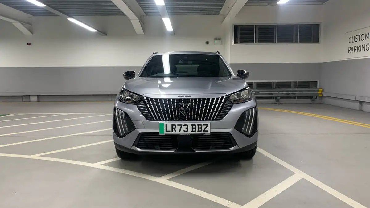 2023-peugeot-2008-suv-e-allure-big-7
