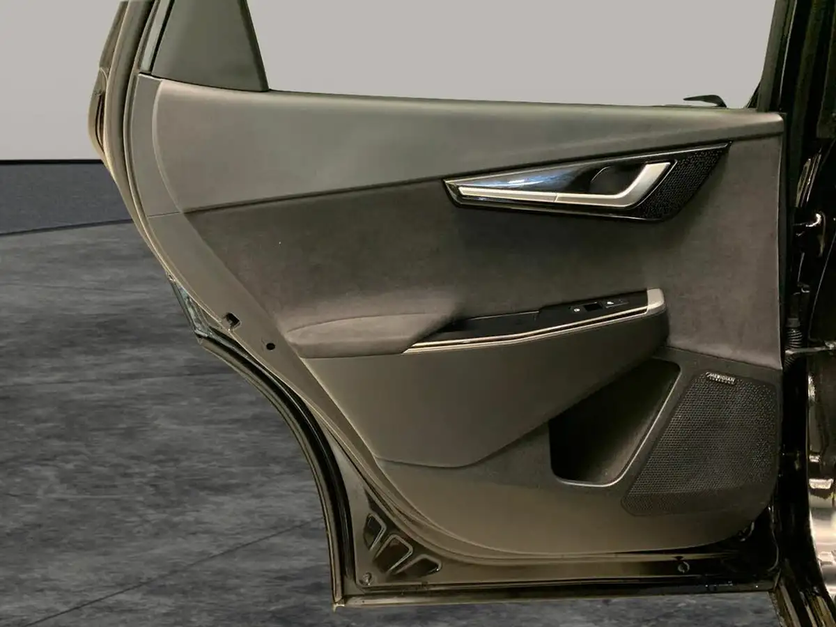 2023-kia-ev6-e-gt-big-39