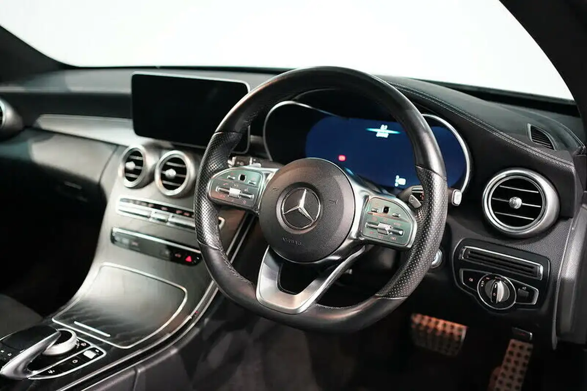 2018-mercedes-benz-c-class-20-c300-amg-line-258ps-premium-plusss-coupe-2d-big-35