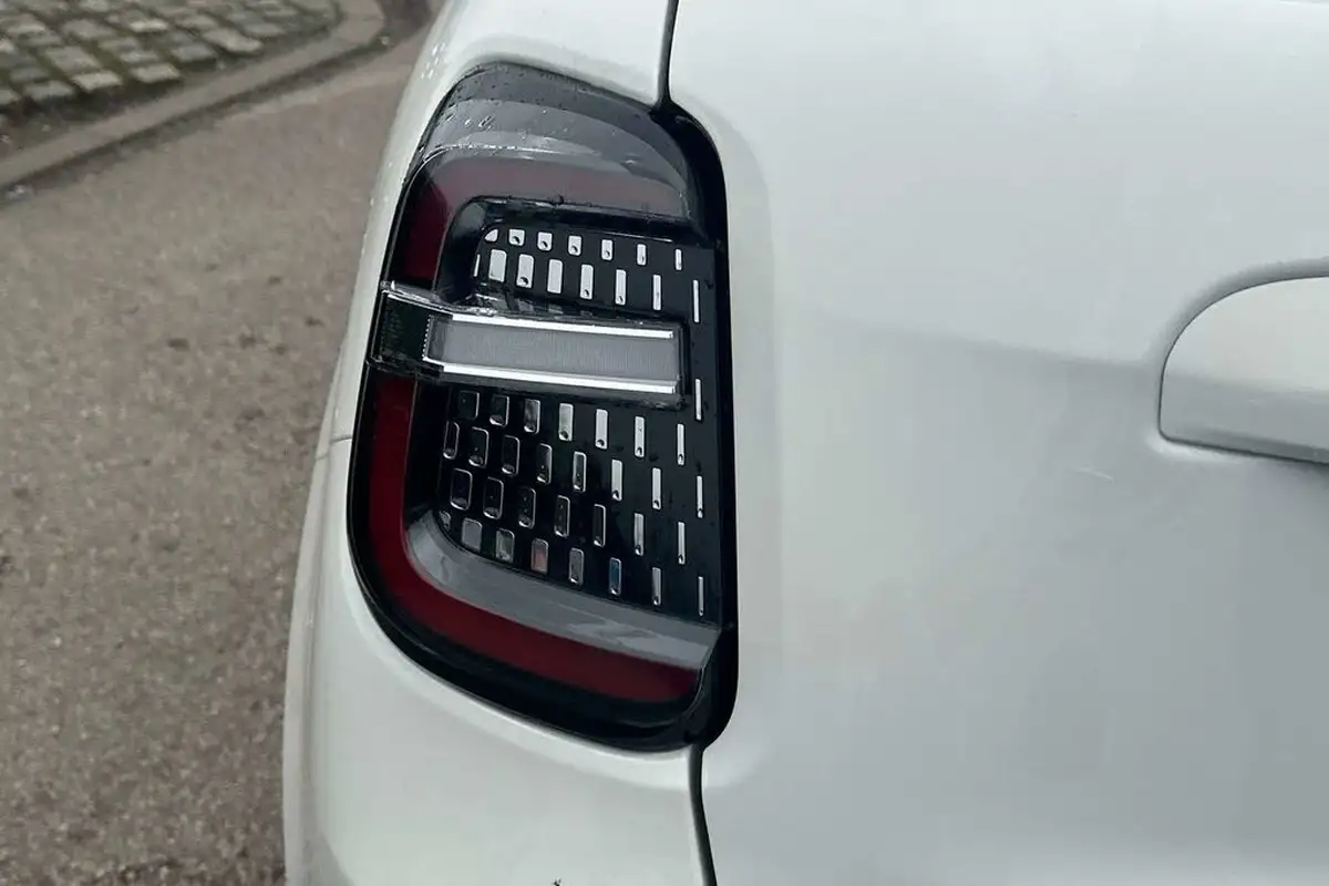 2024-fiat-600e-e-red-big-14