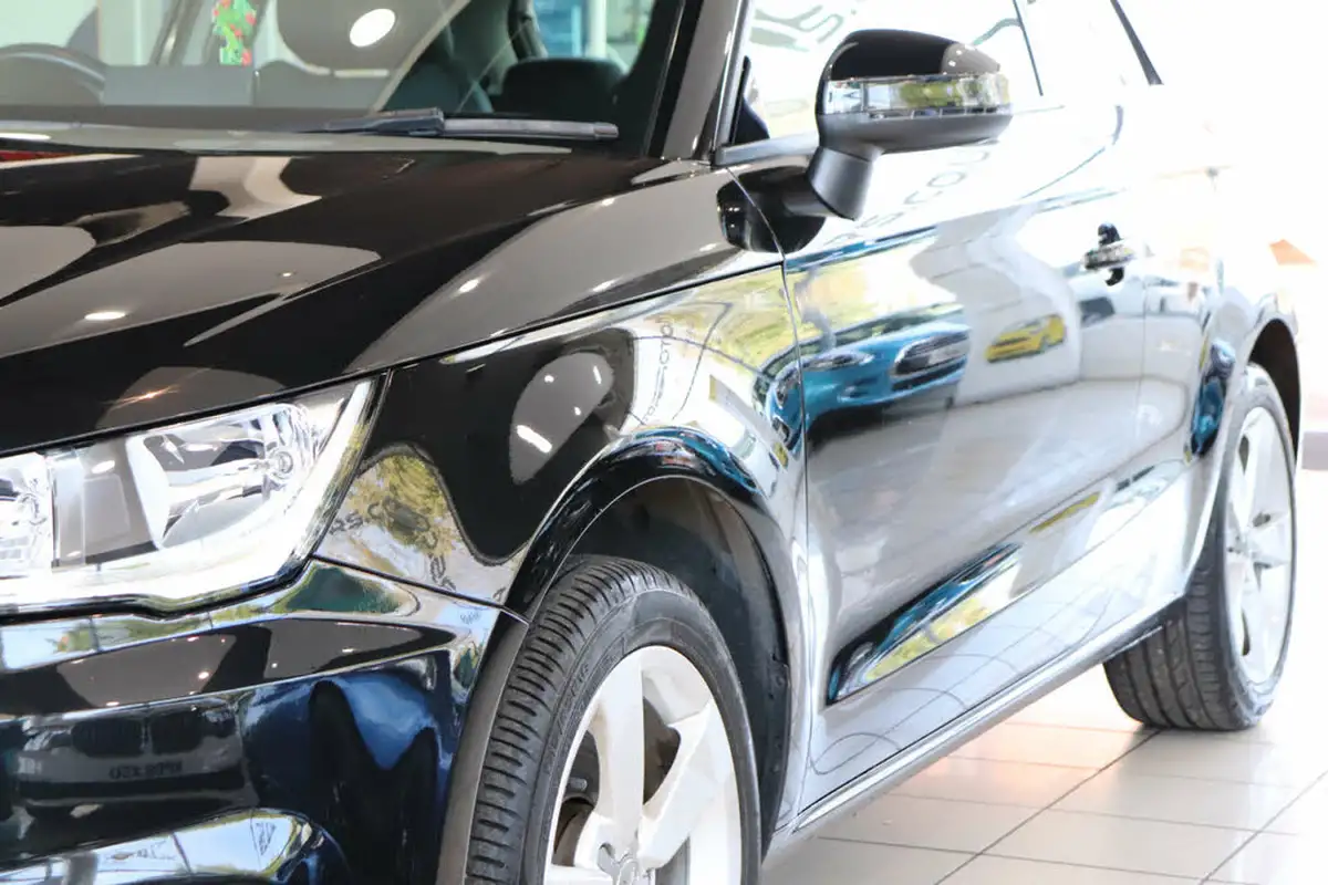 2017-audi-a1-14-tfsi-sport-hatchback-3d-s-tronic-big-64