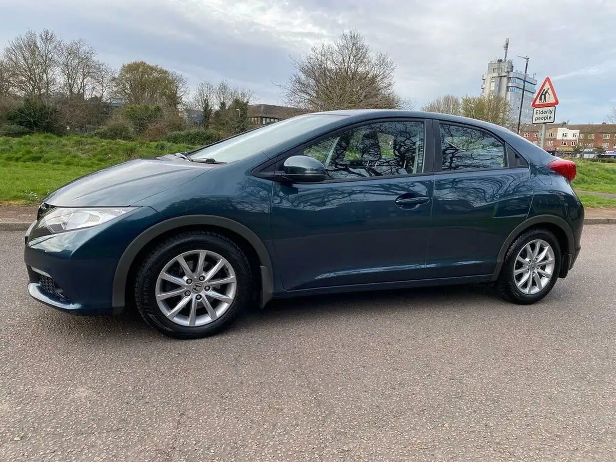 2013-honda-civic-18-es-auto-big-6
