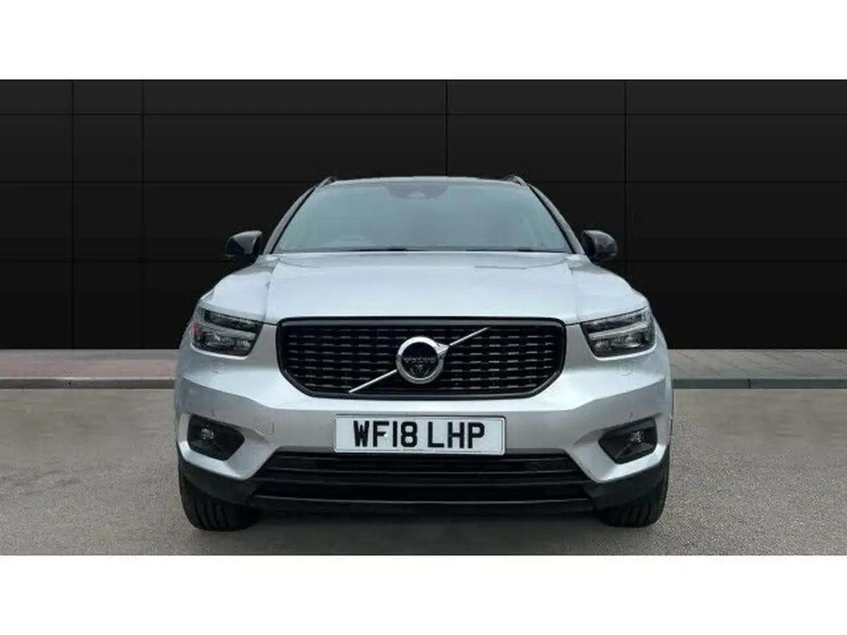 2018-volvo-xc40-20td-d4-first-edition-big-2