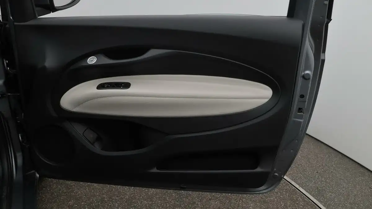 2022-fiat-500-e-la-prima-big-15