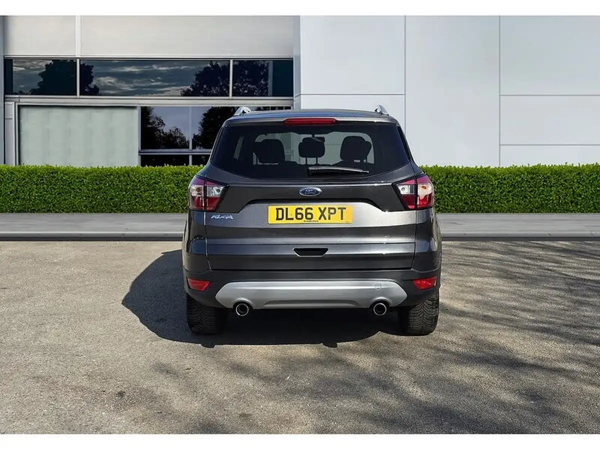 2016-ford-kuga-15tdci-zetec-big-5