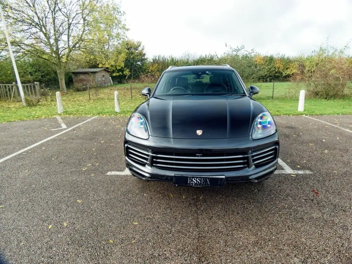 2018-porsche-cayenne-30-v6-big-12
