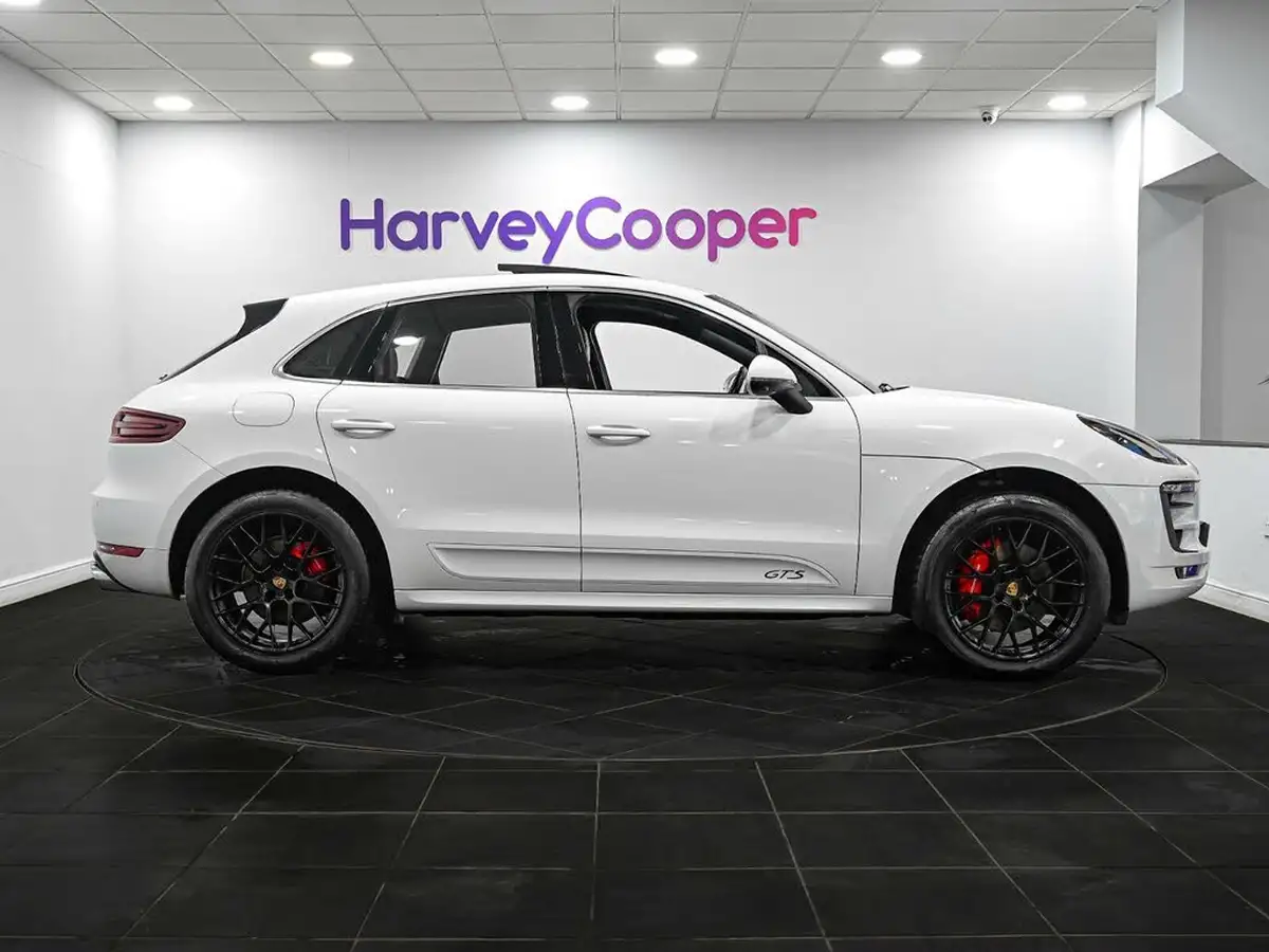 2017-porsche-macan-30-gts-ss-big-4