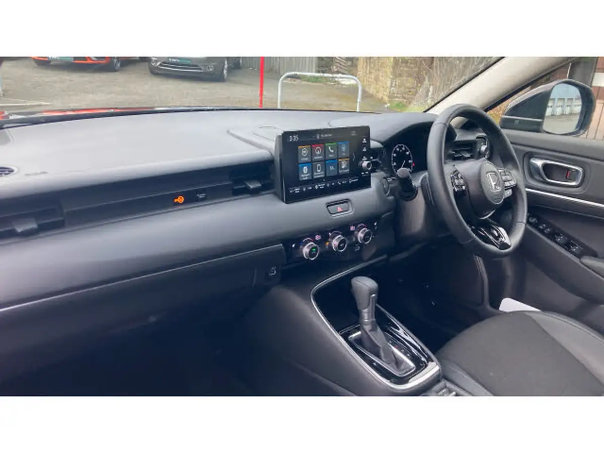 2024-honda-hr-v-15-i-mmd-advance-big-1