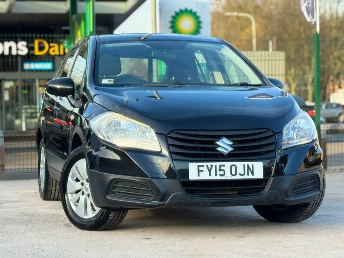 2015-suzuki-s-cross-16-sz3-big-0