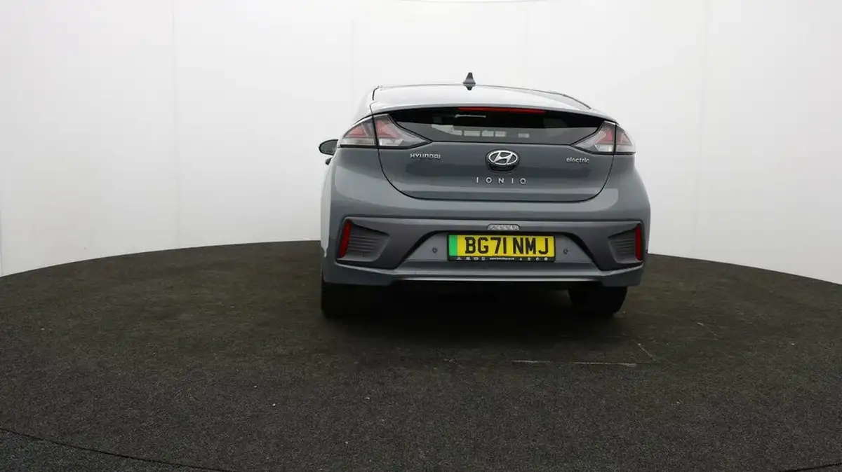 2021-hyundai-ioniq-e-premium-electric-100kw-big-35