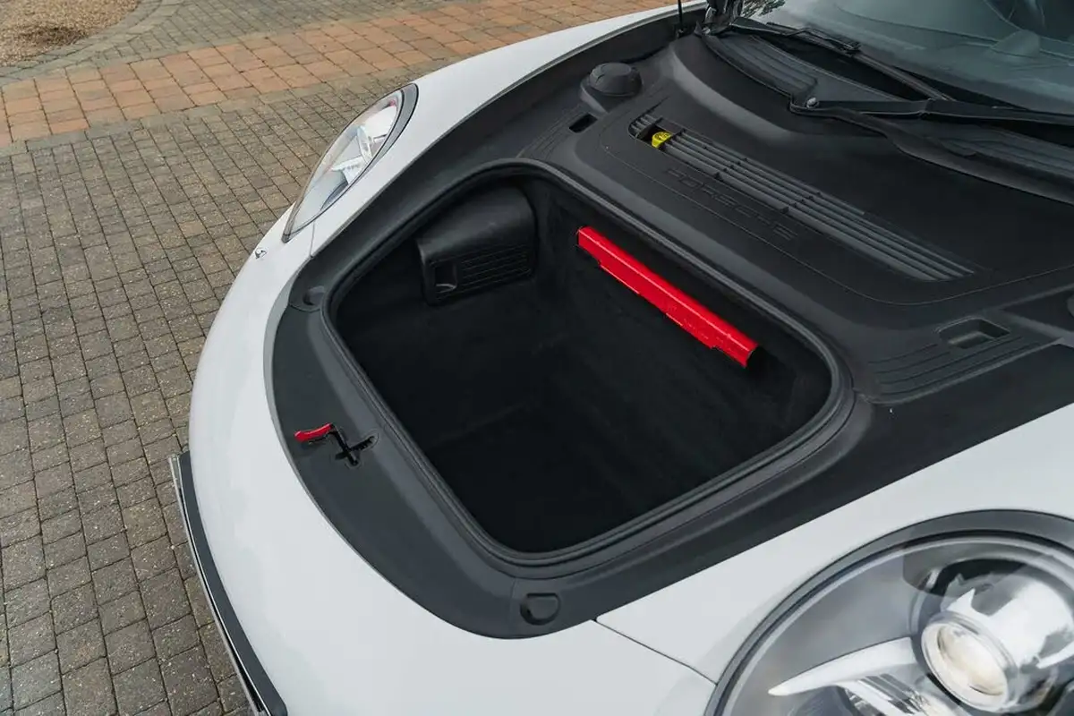 2013-porsche-911-38-carrera-s-coupe-pdk-big-8