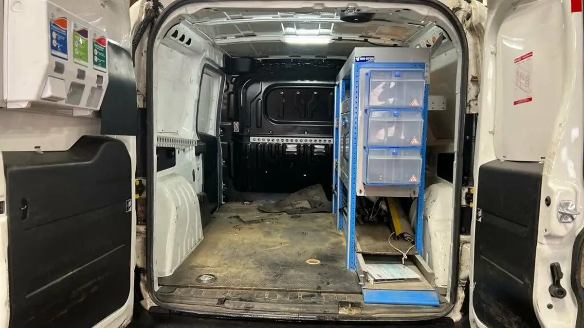 2015-fiat-doblo-cargo-16td-105eu-v-l1-refrigerated-van-big-8