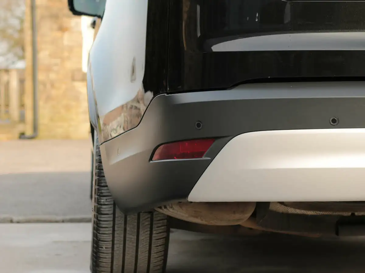 2021-land-rover-discovery-30-d300-commercial-se-big-27