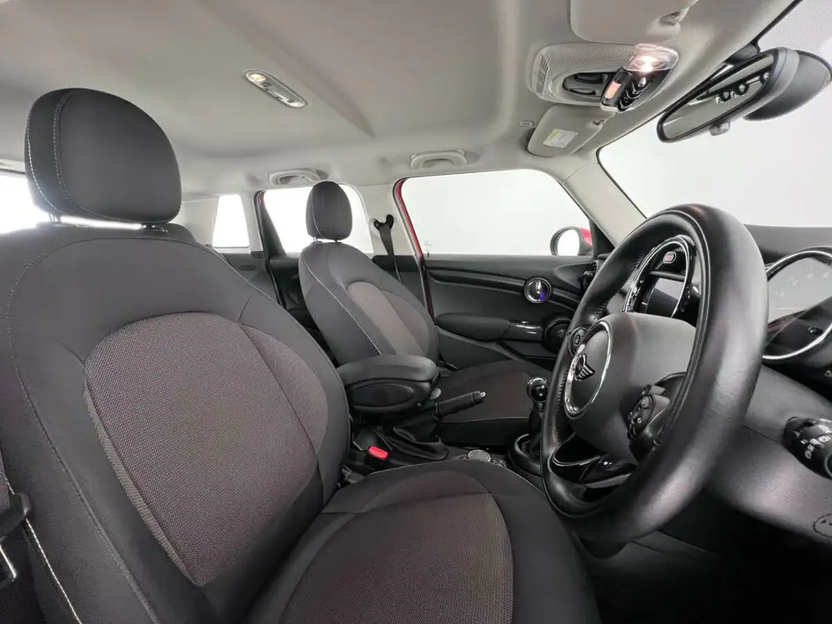 2018-mini-cooper-15-cooper-series-ii-ss-hatchback-5d-big-11