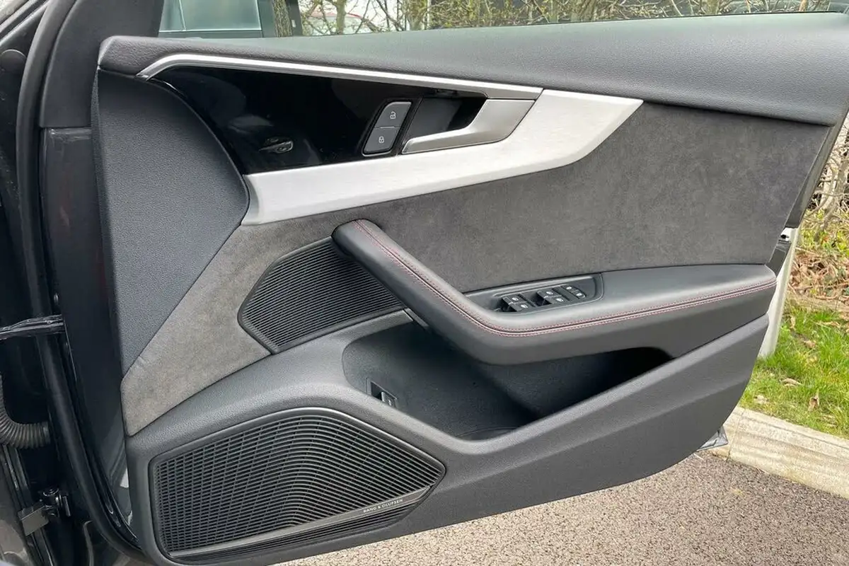 2020-audi-s4-30tdi-v6-347ps-big-15