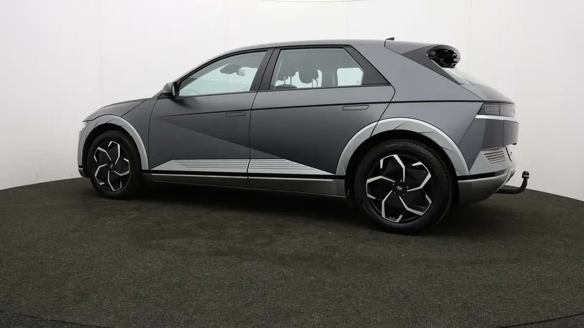 2023-hyundai-ioniq-5-e-premium-325ps-77kwh-awd-big-70