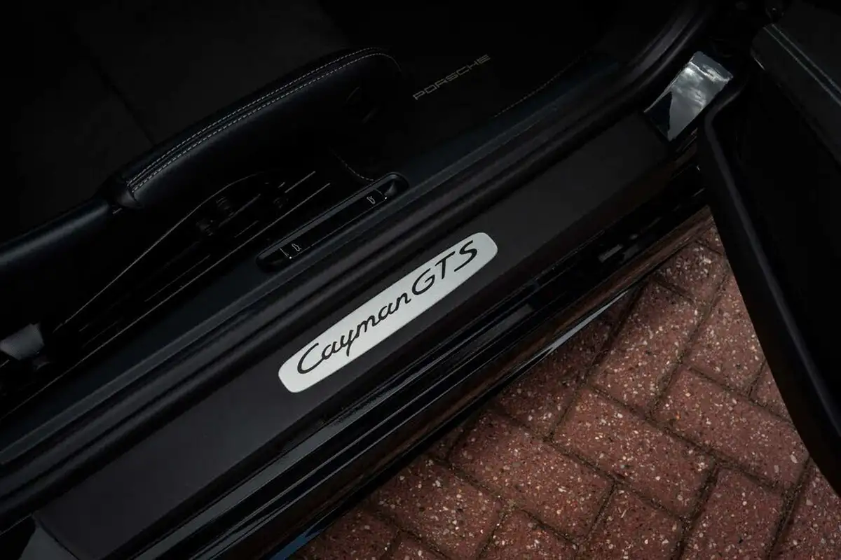 2022-porsche-cayman-718-40-cayman-gts-40-pdk-big-26