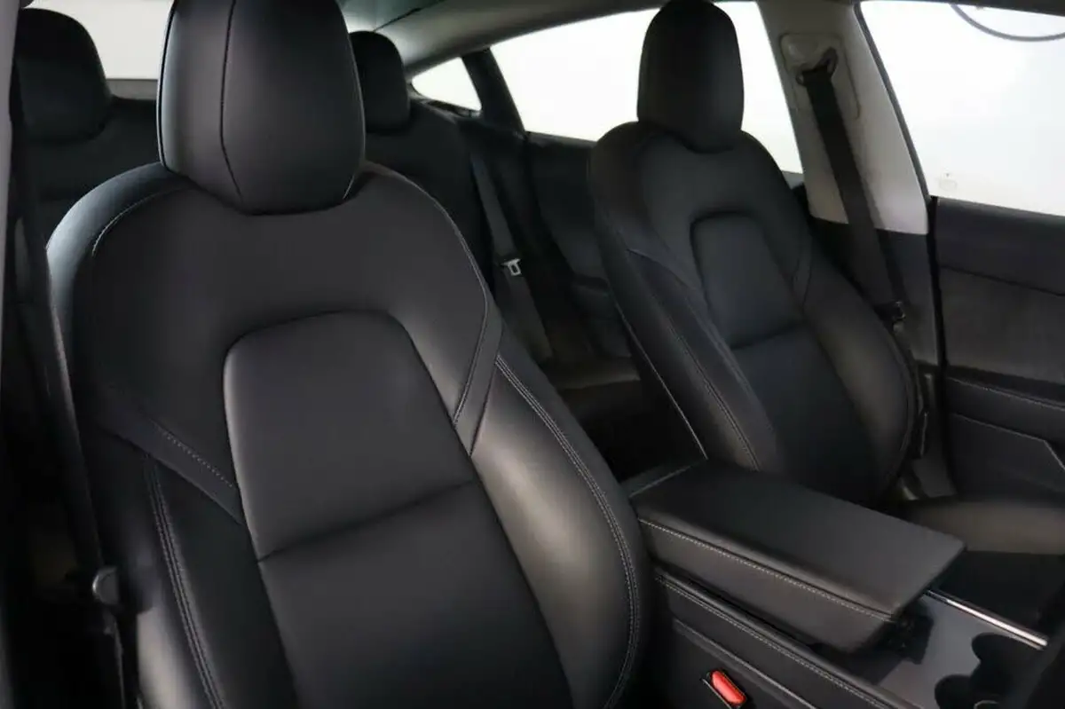 2021-tesla-model-3-e-long-range-awd-big-23