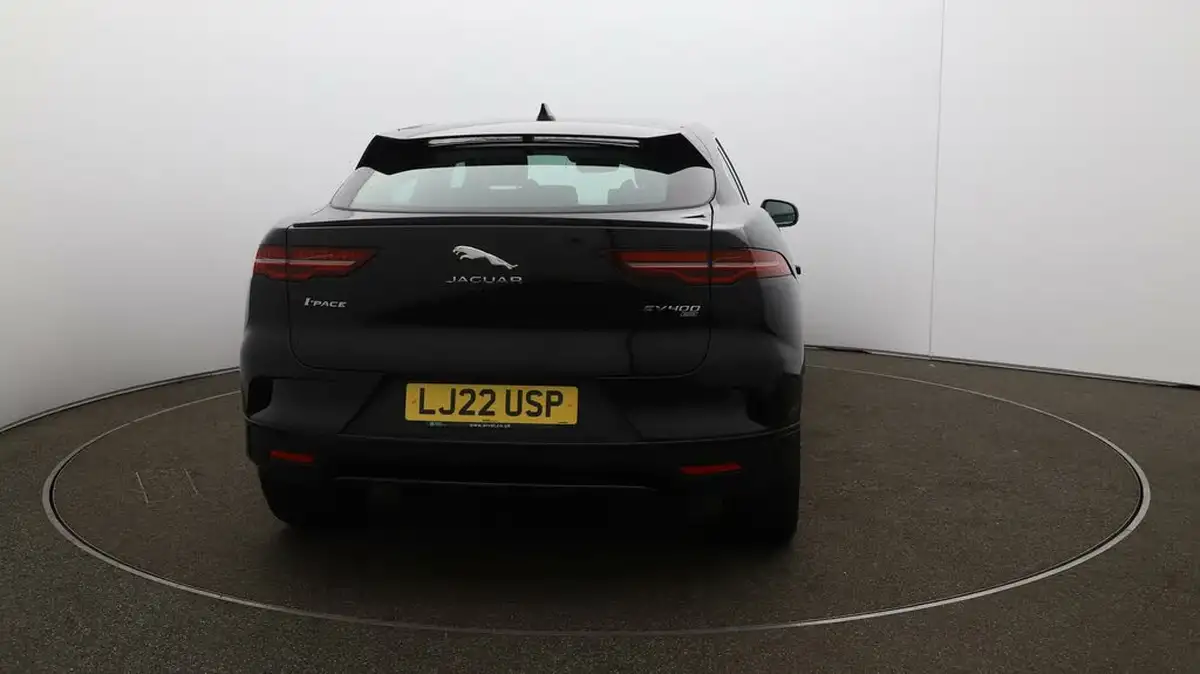 2022-jaguar-i-pace-ev400-hse-big-6