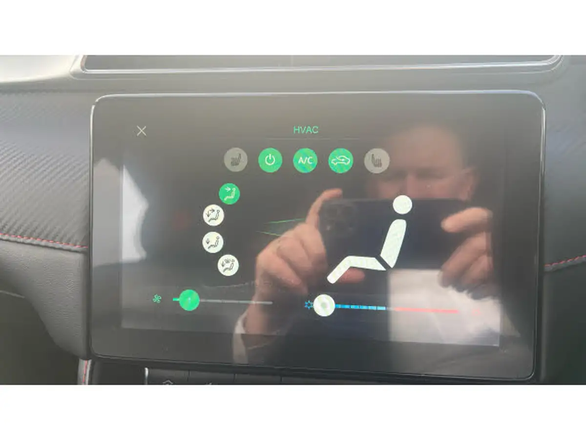2022-mg-zs-suv-15-vti-tech-exclusive-big-21
