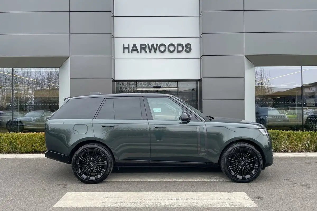 2023-land-rover-range-rover-30-d300-autobiography-big-1