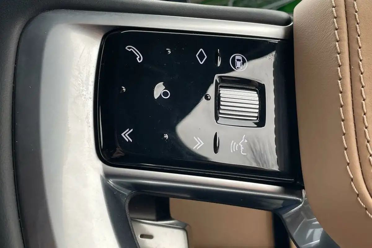 2023-land-rover-range-rover-30-d300-autobiography-big-25