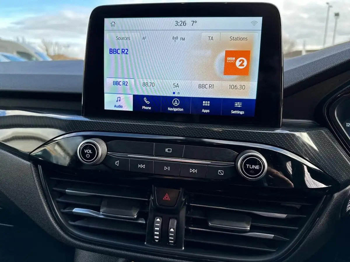 2023-ford-kuga-25t-graphite-tech-edition-225ps-phev-big-20