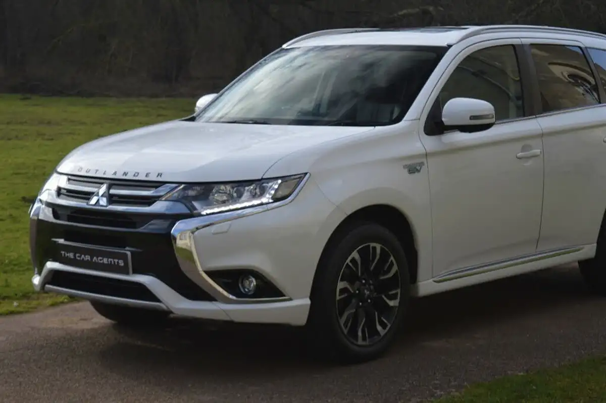 2017-mitsubishi-outlander-20-4hs-phev-5st-big-28