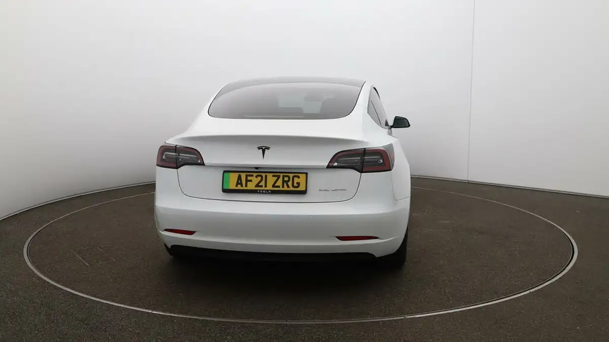 2021-tesla-model-3-e-long-range-4x4-big-6